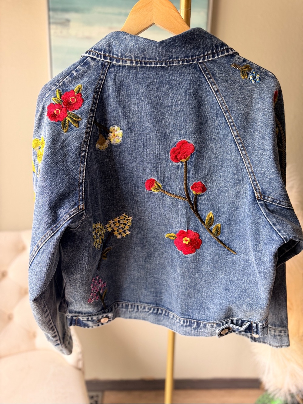 Adore XL Floral Embroidered Denim Jacket Boutique Statement Piece NWT - Picture 3 of 16